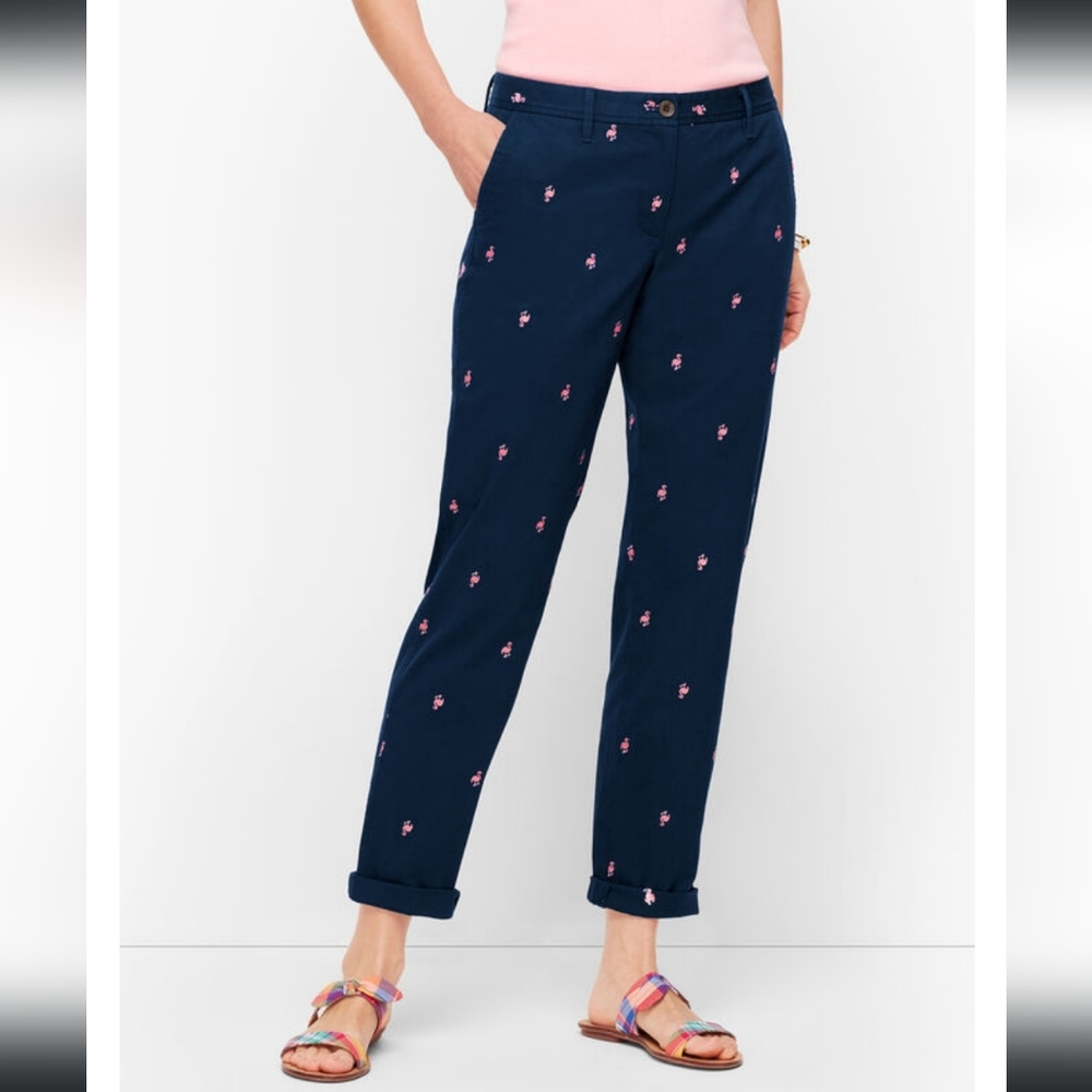 Talbots Relaxed Chinos - Embroidered pink Flamingos 🦩🦩🦩